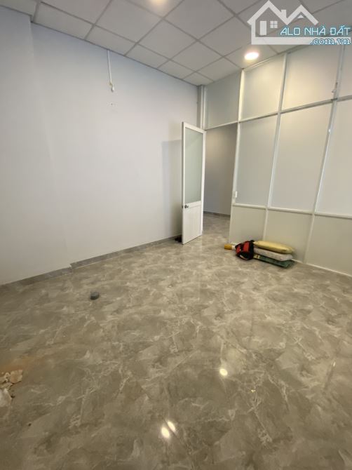 Bán nhà 1T1L 6x28m hoàn công, mặt tiền Trần Quốc Toản p.Dĩ An, đang thuê 28tr/th - 13