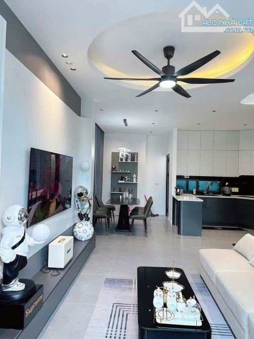 BÁN NHÀ 1 TRỆT 1 LẦU MT ĐINH ĐỨC THIỆN CẦN ĐƯỚC LONG AN– 100M2 – GIÁ CHỈ 2 TỶ – SHR - 13