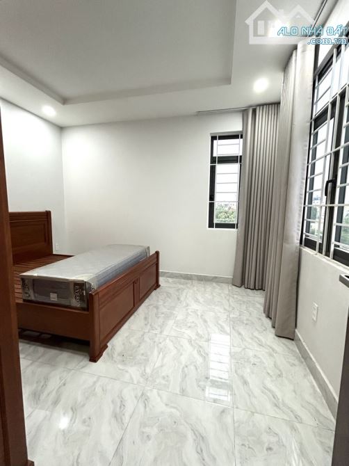 Nhà Lô góc MT , Trần Xuân Soạn ,Q7 , 4 Tầng , Nội Thất gỗ, Giá Hơn 10Tỷ - 13