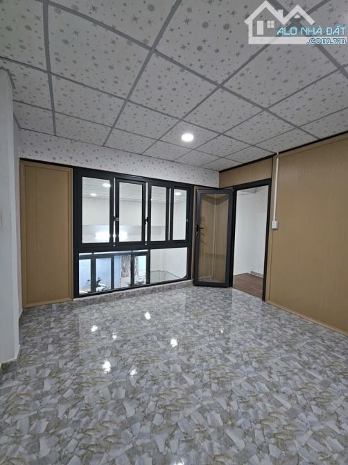 Sát mặt tiền  Trung Tâm Q4  NGANG 4.6 DÀI 12  CÓ 5 TỶ - 13