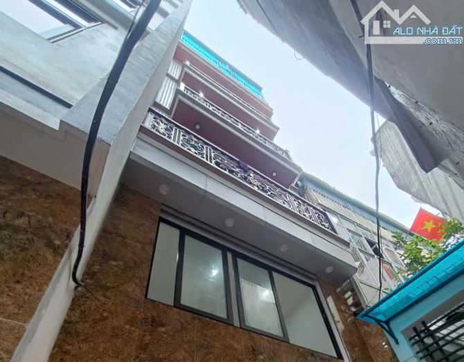 Bán nhà trung tâm quận Đống Đa, Ngõ rộng, Full Nội Thất, DT 41m2*6 Tầng* Giá 10,65 Tỷ - 14