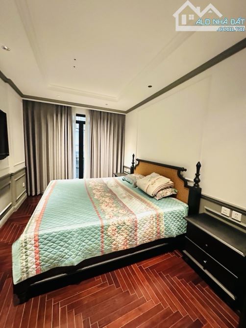 PHỐ THỊNH LIỆT -Trung tâm và gần Quận Ủy Hoàng Mai,-Ô TÔ ĐỖ CỬA - 50m2- 5 tầng - 16