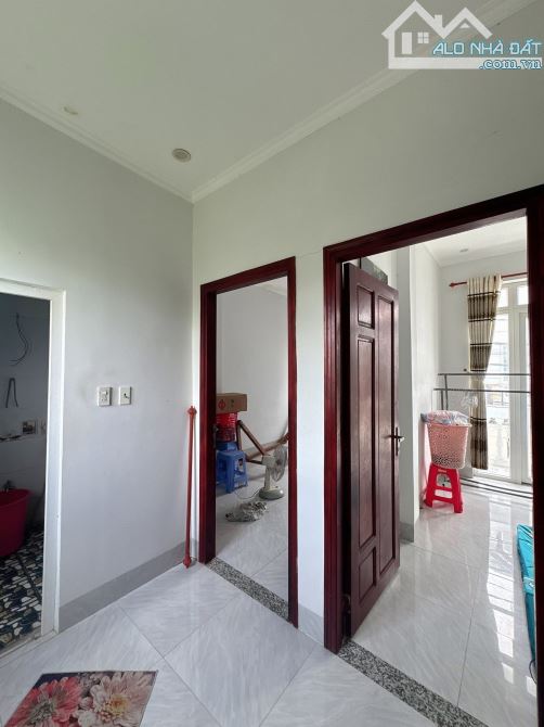 BÁN NHÀ TRỤC CHÍNH ĐẦU KHU DÂN CƯ - HẺM TỔ 1 ĐƯỜNG NGUYỄN VĂN LINH - 17