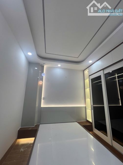 NHÀ BÌNH TÂN HƯƠNG LỘ 2,NGAY 4 XÃ,,GẦN TÊN LỬA,5 TẦNG,50M2,ĐƯỜNG XE HƠI CHỈ 6xx tỷ - 2