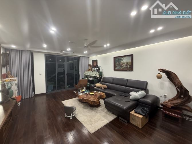 BÁN NHÀ MẶT NGÕ CẦU GIẤY- Ô TÔ 7 CHỖ TRÁNH, 1 NHÀ RA PHỐ- 55M2, 4 TẦNG,VỈA HÈ_ GIÁ 13 TỶ. - 2