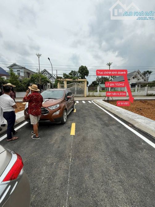 Cạnh Làng Đại Học Quốc Gia 300m ra đại Lộ Thăng Long - Metro số 5 Phân Lô DT:90m Hai Tháng - 2