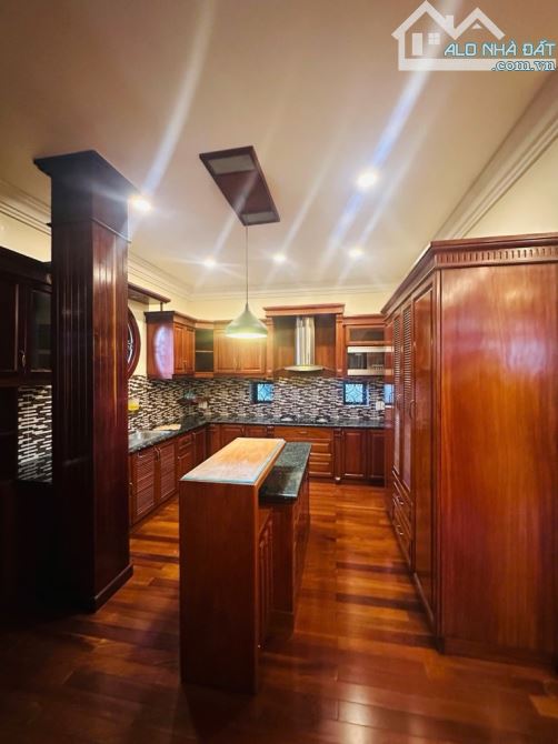 BÁN BIỆT THỰ 2 MẶT TIỀN ĐƯỜNG LÊ THÚC HOẠNH 4 TẦNG  9×16 - 2
