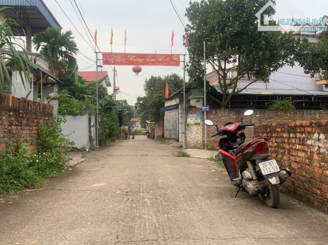 Bán Đất – Phú Cường (Minh Phú - SS)- 458m²- Ngần 11T/1m2-Full TC – Lô Góc  – 3 ÔTô Tránh. - 2