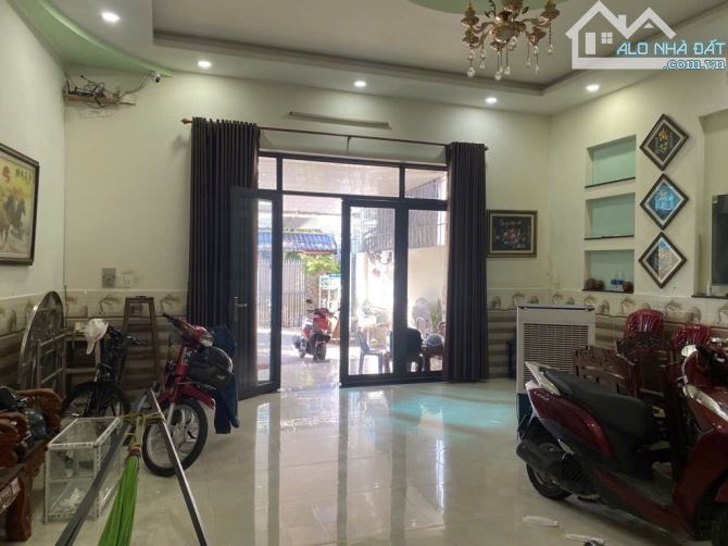Bán nhà 2 tầng đường VƯỜN LÀI, phường AN PHÚ ĐÔNG,Q12,dt179m²(4,8x27).Hẻm 6m,giá 15tỷ - 2