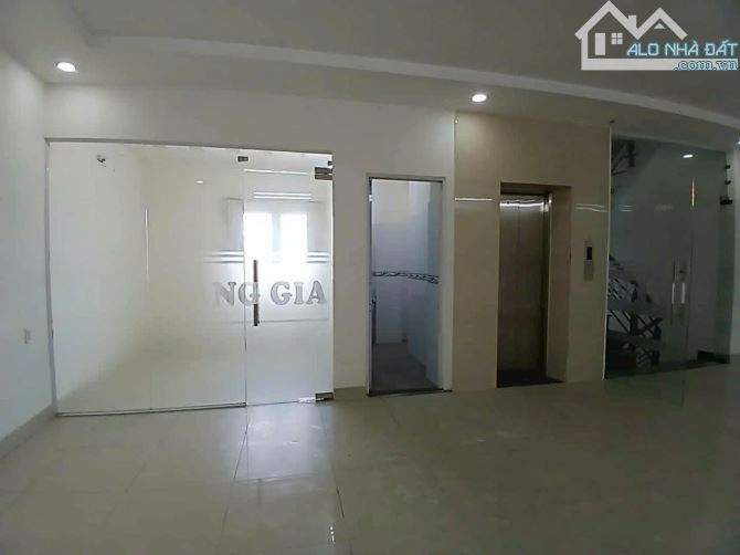 Bán Gấp Nhà Mặt Tiền Nguyễn Duy Trinh,Phú Hữu Thủ Đức 190m2 6 Tầng - Giá 22 Tỷ 900Tr - 2
