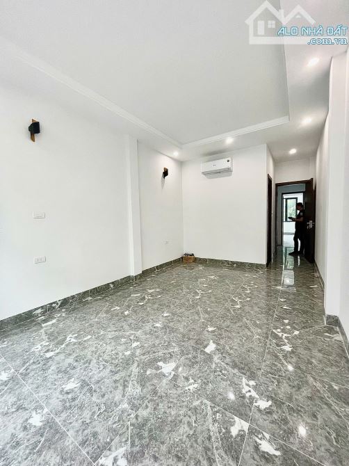 💥CHUẨN PHONG CÁCH: Tiểu khu Ngọc Khánh 51m2, 5T TM, xây mới, PL ôtô tránh, KD,dân trí cao - 2