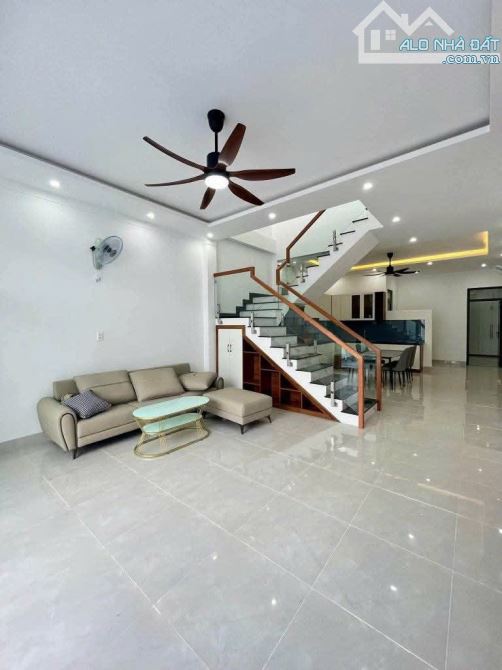 Nhà mới hẻm 66 Ywang , gần đại học Tây Nguyên - 3.250 - 2