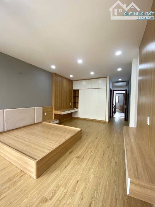 NHÀ ĐẸP SÁT UBND QUẬN BÌNH TÂN, ĐƯỜNG 10M, 4x20m, 3 TẦNG, GIÁ 11.7T - 2