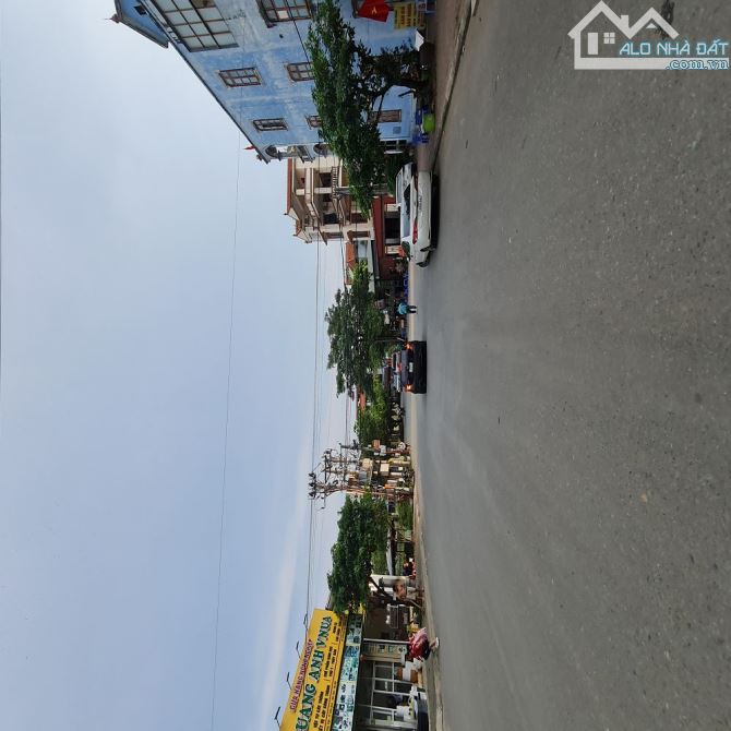 Tái định cư Trâu Quỳ, Gia Lâm, Hà Nội. Dt 61m2, mt 4m, đường 13m. Lh - 2