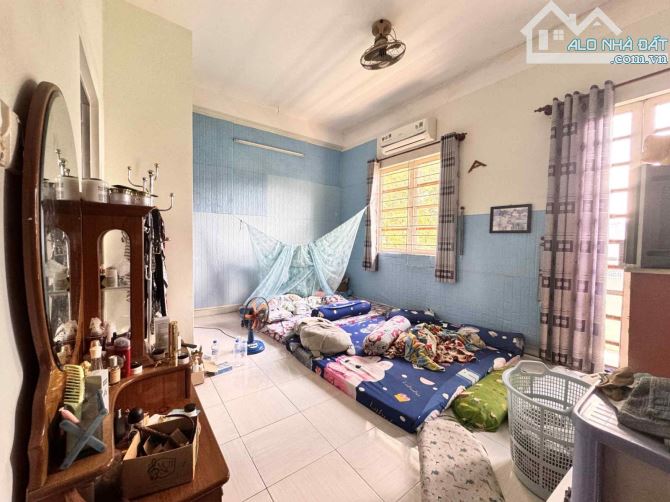 SIÊU PHẨM MẶT TIỀN KINH DOANH MAN THIỆN Q9 -HXT - 4TẦNG - HƠN 18Tỉ . - 2