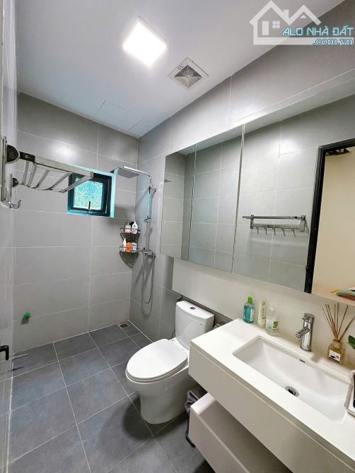 BÁN NHÀ 1 TRỆT 1 LẦU MT ĐINH ĐỨC THIỆN CẦN ĐƯỚC LONG AN– 100M2 – GIÁ CHỈ 2 TỶ – SHR - 2