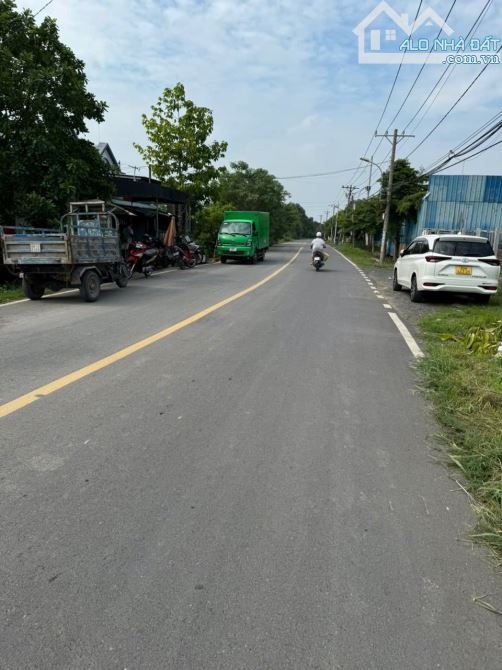 Mặt Tiền Nguyễn Văn Tạo - Nhà Bè - TPHCM - Diện tích : 1243,8m2 Thổ cư , mặt tiền rộng 21m - 2