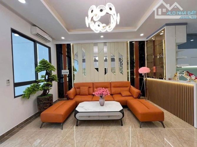Nhà lộ xe hơi Tạ Ngọc thảo Q7 80m2 17 tỷ 9 4 tầng 4PN 5WC phòng thờ sân thượng - 2