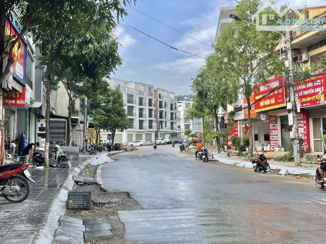 Bán gấp 2 căn liền nhau siêu hiếm Hàm Nghi Kim Tân 200m giá chỉ 10.1 tỉ - 2