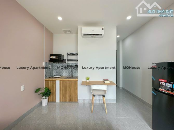 CĂN HỘ MỚI TOANH STUDIO FULL NỘI THẤT BAN CÔNG QUẬN 10 - 2