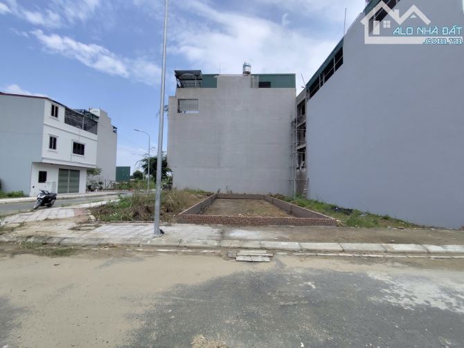 BÁN ĐẤT TTTT LONG THÀNH Đ. HAI BÀ TRƯNG TRỤC ĐƯỜNG KINH DOANH BUÔN BÁN SẦM UẤT 250m2- 2TỶ5