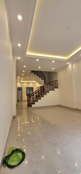 BÁN NHÀ NGÔ GIA TỰ  GIÁ 6.X TỶ, DIỆN TÍCH 52M2, 4 TẦNG TẦNG, MT 4M, CHỦ NHIỆT BÁN, THỞ OX - 2