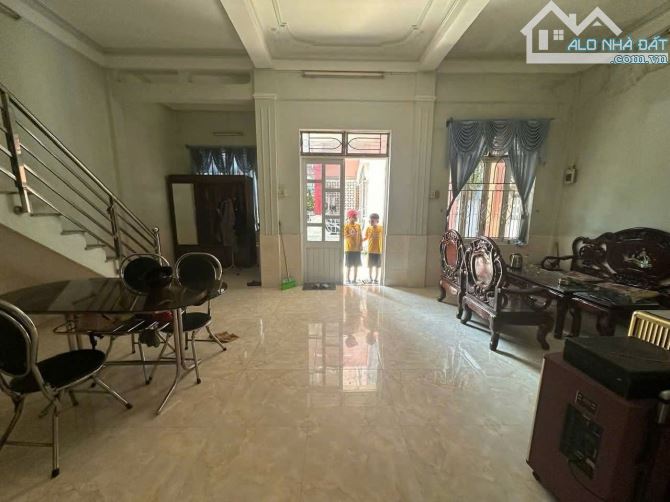 CHO THUÊ NHÀ NGUYÊN CĂN KIỆT TRẦN HƯNG ĐẠO, TP HUẾ - 2