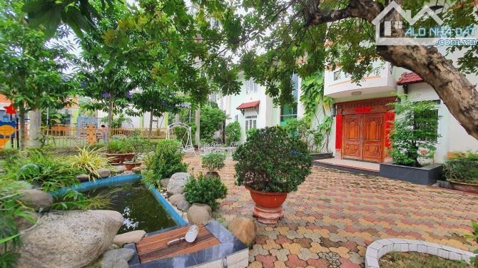 Nhà Biệt thự gần sân Golf Sông Bé, P Lái Thiêu, Tp Thuận An - 2