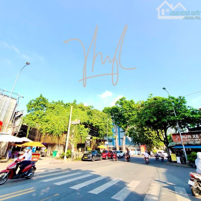 Bán Nhà Góc 2 MT, 3 Tầng, Hẻm Xe Hơi 8m, Đồng Nai Quận 10, DT: 5,7m*15m, Giá 13 Tỷ - 2