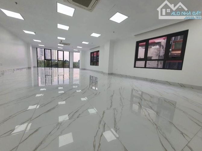 Bán nhà mặt phố Tam Trinh, 100m2 x 8 tầng, lô góc, MT 6m - 2