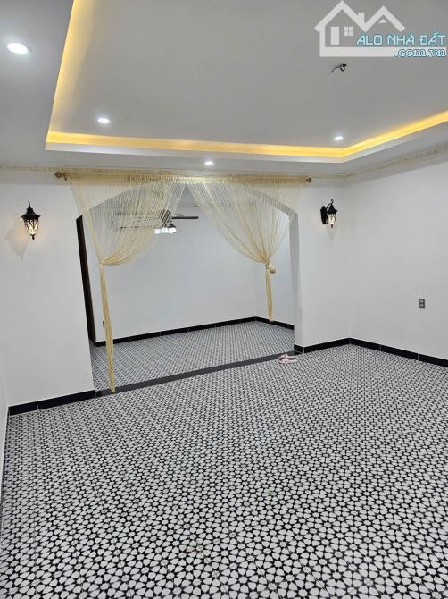 BÁN NHÀ MỚI KHU DÂN CƯ CAO CẤP BÌNH ĐIỀN! Phường 7 Quận 8 - 5x22m - 4 Tầng ST- Giá 11,2 tỷ - 2
