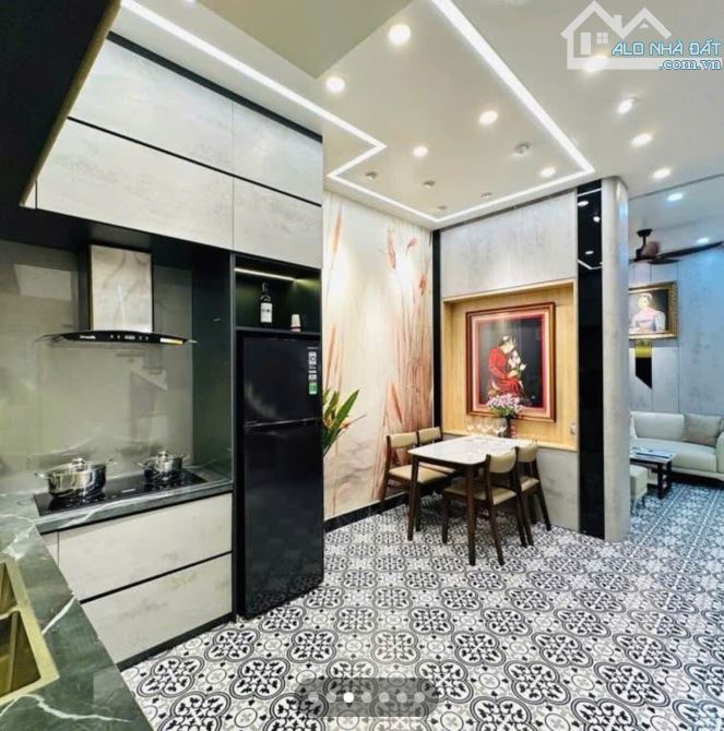 BÁN GẤP NHÀ ĐẸP PHÂN LÔ MỘ LAO - HÀ ĐÔNG - Ô TÔ ĐỖ CỬA 🔥40m2 💰Giá chỉ 7.99 TỶ - 2