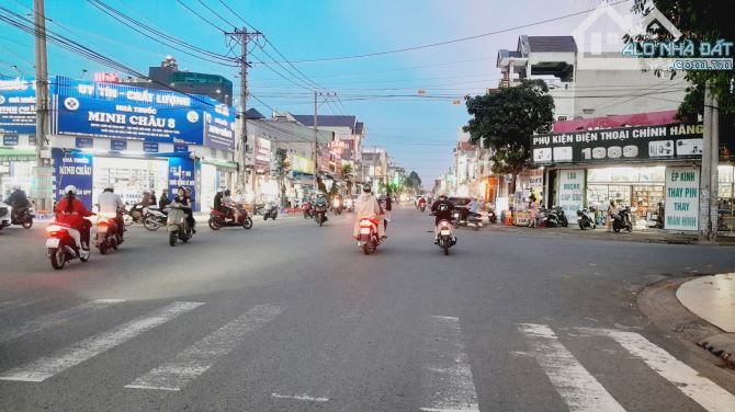 Giá 10 tỷ 125m(5x25) Nhà 7 tầng MT D1 Việt Sing Thuận Giao Thuận An Bình Dường - 2