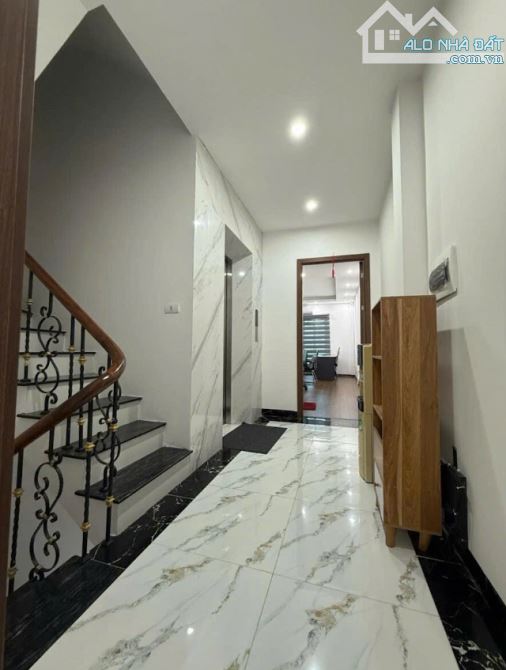 SIÊU PHẨM THANH XUÂN 68M2 x 7 TẦNG THANG MÁY - NGÕ TO Ô TÔ TRÁNH – GARA RỘNG - MỚI TINH - 2