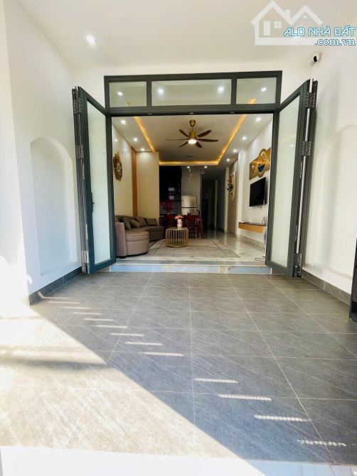Bán nhà Phạm Văn Chiêu, 64m2(4m x 16m),3 Phòng Ngủ, Hẻm 5m trước nhà, 5 Tỷ 2 nhỉnh - 2