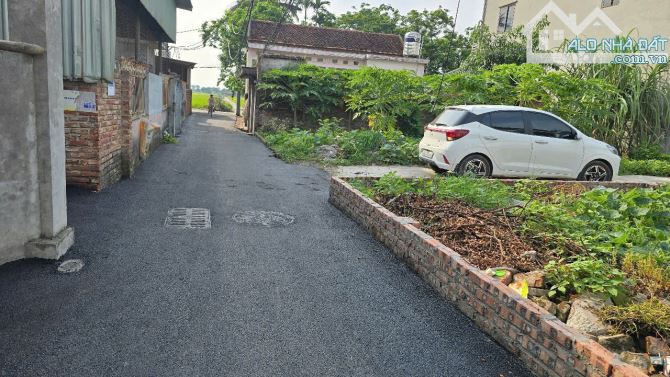 Chủ cần bán gấp lô đất Thạc Quả, Dục Tú, Đông Anh, Hà Nội. DT : 40m2. - 2