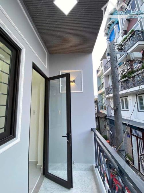 Thanh lý căn nhà Ngô Thị Thu Minh, Tân Bình/ DT 48,6m2/ Giá 3 Tỷ 650Tr/ Sổ Riêng Chính Chủ - 2