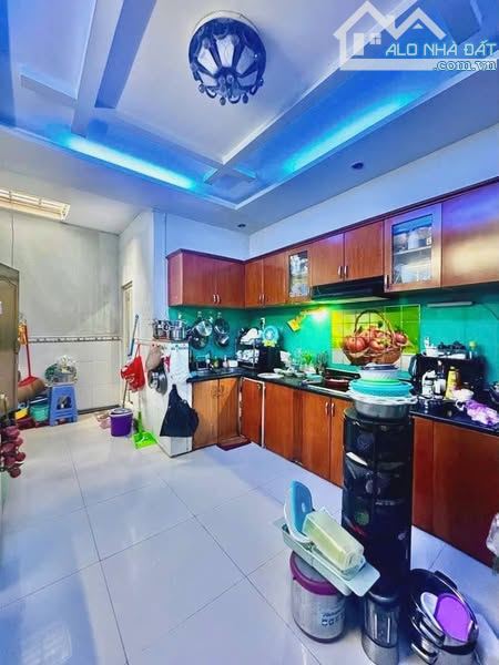NGUYÊN HỒNG - BÌNH THẠNH - 58m2 (~4 x15,4)- NỞ HẬU - SAU CĂN MẶT TIỀN - 2