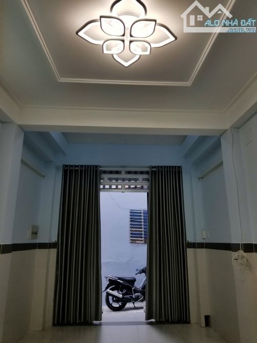 CẦN TIỀN CHO CON DU HỌC BÁN NHANH CĂN Q4 - 2