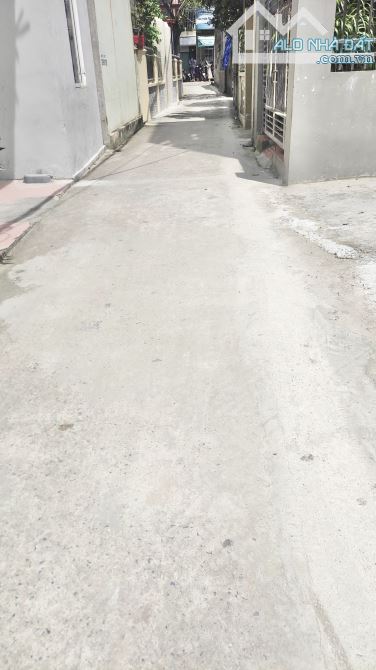 Bán đất 111m2 tại tuyến 2 đường Nguyễn Trung Thành, Hùng Vương, Hồng Bàng giá 2,75 tỷ - 2