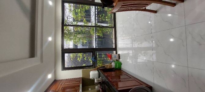 Bán nhà Tân Mai , ngõ thông , ô tô tránh , thang máy , KD . Dt 55m x 5T x 16,9 Tỷ - 2