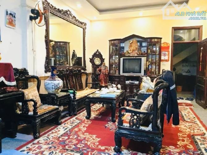Cần bán nhà riêng tt Đống Đa 62m 4 tầng dân xây, ngõ ô tránh ở và KD, phân lô đẹp 12 tỷ - 2