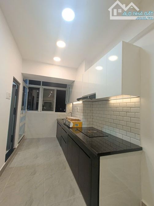 Cần bán căn hộ H3, đường Hoàng Diệu,Phường 6,  Quận 4, duện tích 38m2, 1 phòng ngủ, 1wc, - 2