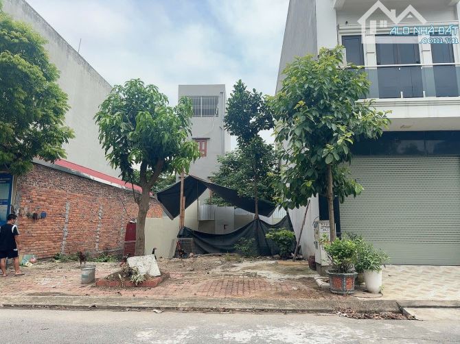BÁN ĐẤT VIEW VƯỜN HOA TỰ CƯỜNG YNA - Kinh Bắc - 2