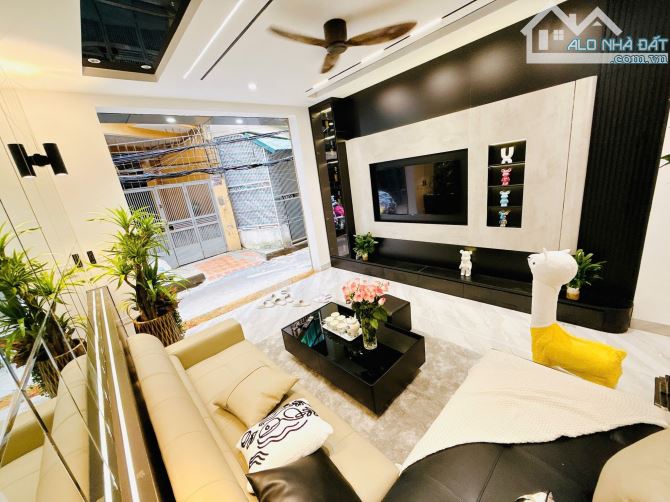 KHÔNG MUA LÀ TIẾC – Nhà 46m², 4 Tầng, Đống Đa – Ô TÔ ĐỖ TẬN CỬA! - 2