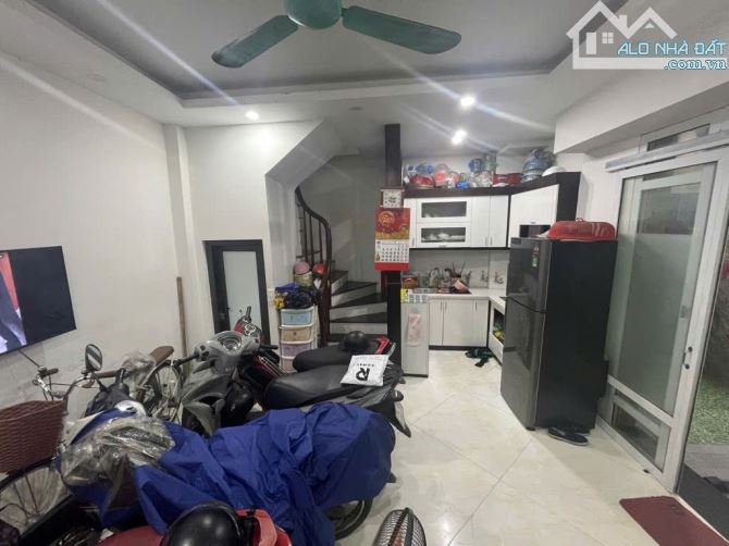 BÁN NHÀ PHƯƠNG CANH, NAM TỪ LIÊM - S= 37M2 – MT=5.2M GIÁ CHÀO 6.3 TỶ - 2
