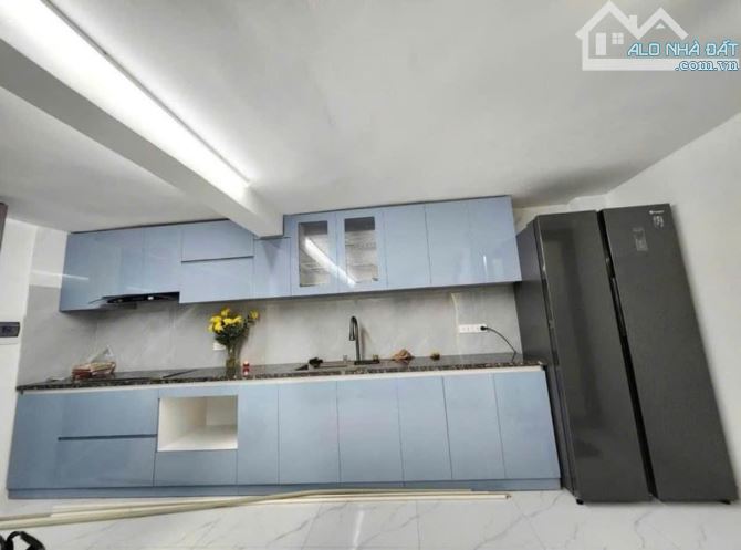 CHỈ 2.55 T CÓ NGAY NHÀ 4Tx32m, Ô TÔ ĐỖ CỔNG, GẦN TRƯỜNG THCS CAO VIÊN - 2