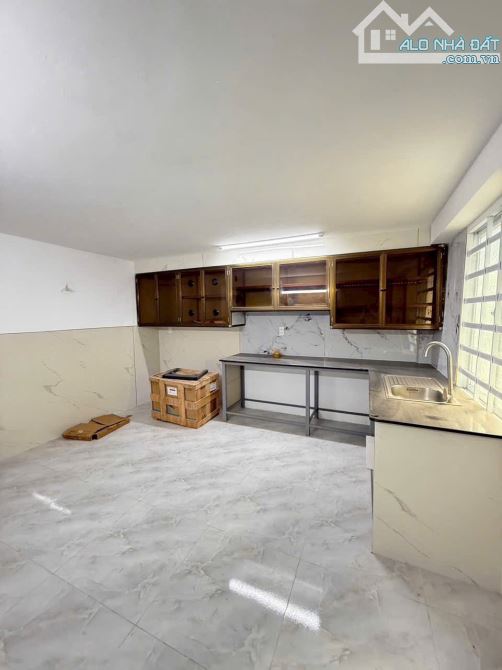 BÁ.N CĂN NHÀ TRỆT LỬNG LẦU (DTSD 170M2) GI.Á RẺ HIẾM CÓ - GẦN CHỢ KDC 586 -PHÚ THỨ -CR, CT - 2