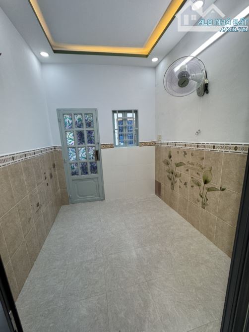 NHÀ NHỎ CÔNG NĂNG LỚN TRUNG TÂM QUẬN 6 MÀ CHỈ NHỈNH 1TÝ - 2