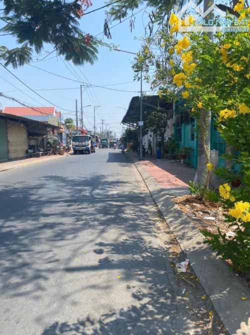 Bán Xưởng Mặt Tiền Nguyễn Thị Tuôi (Liên Ấp 5-6) DT 700m2 - Giá 25 Tỷ - 2